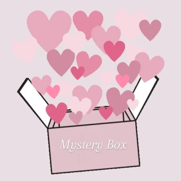 💕 MYSTERY BOX 💕 - Picture 1 of 7